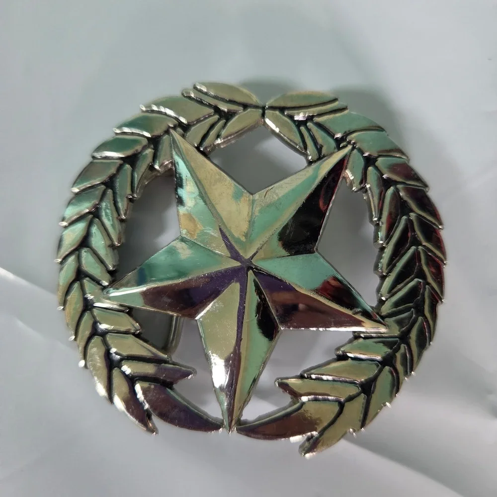 Silver Star Laurel Wreath Belt Buckle Western Americana Military Style Accessory
